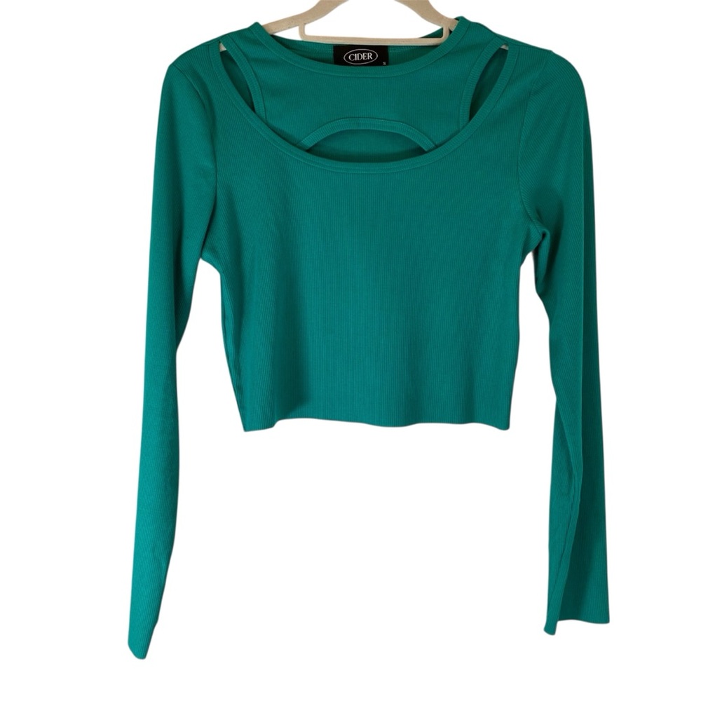 CIDER Green Knit Long Sleeve Crop Top Cutouts S